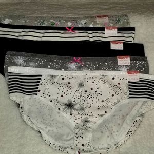 Cacique Cotton Hipsters Size 18/20 - 5 pairs